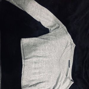 2 Abercrombie & Fitch long sleeve crop sweaters